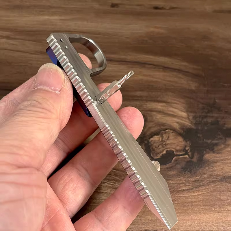 Outdoor Portable EDC Titanium  - огляд і ціна Outdoor Power Bar